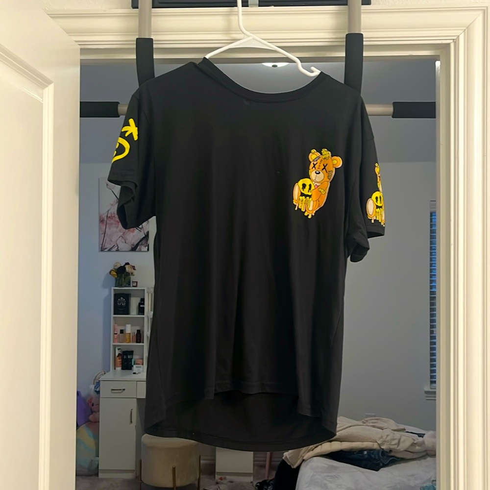 3 graphic tee bundle from Fresh Laundry Medium